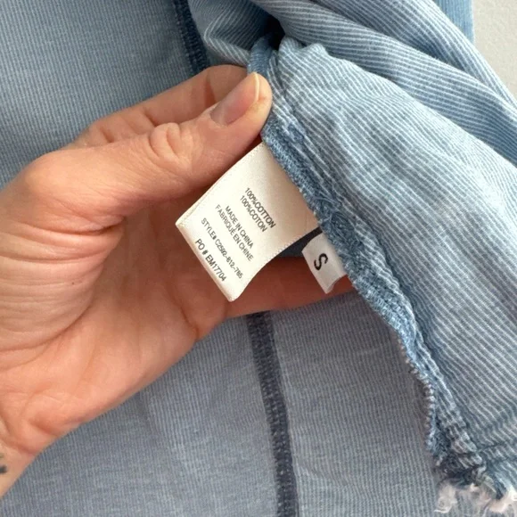 Cloth & Stone Raw Hem Corduroy Button Down Shirt - Picture 3 of 4